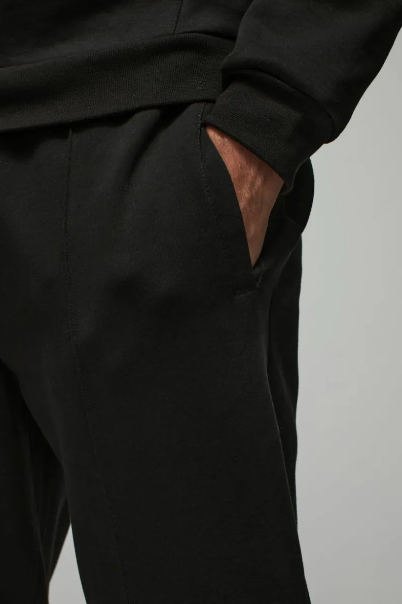 Outlet boohooMAN Slim Fit Peached Tapered Pintuck Jogger black