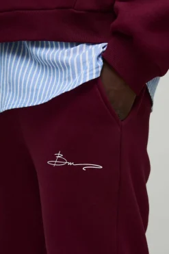 Discount boohooMAN Slim Flare Stacked Man Print Jogger burgundy