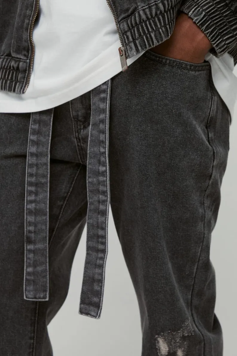 Online boohooMAN Slim Rigid Flared Embossed Belted Jeans grey