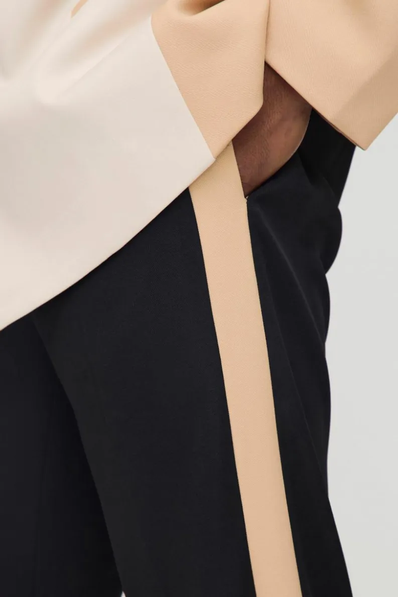 Outlet boohoo Straight Fit Cross Applique Blazer & Trouser black