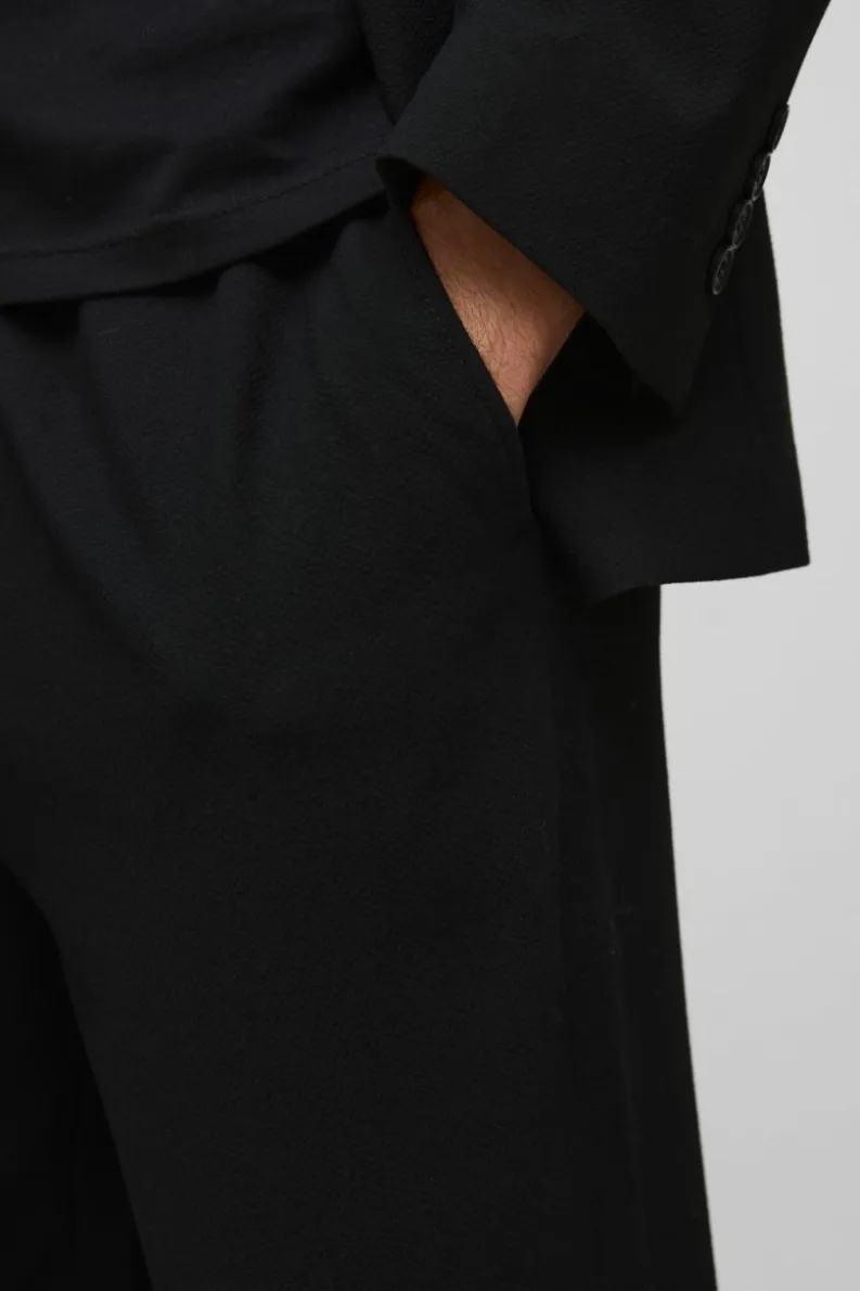 Online boohoo Straight Fit Textured Stretch Blazer & Trouser Suit black