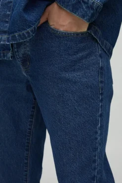 Hot boohooMAN Straight Leg Back Pocket Embroidered Jeans mid blue