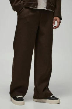 New boohooMAN Straight Leg Boucle Fixed Waist Trouser chocolate