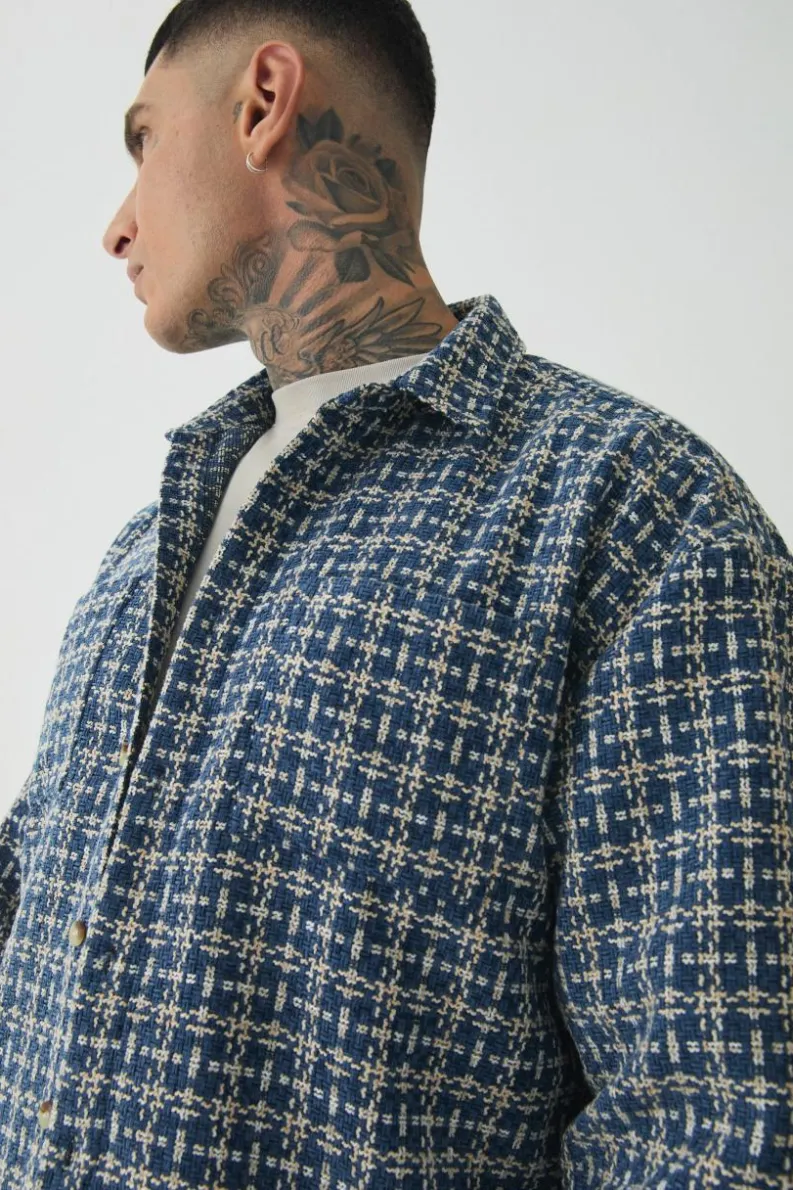 Discount boohooMAN Tall Heavy Weight Boucle Shacket blue
