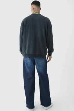 Store boohooMAN Tall Oversized Extended Neck Acid Wash Sweatshirt black