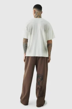 Discount boohooMAN Tall Relaxed Renaissance Print Joggers brown