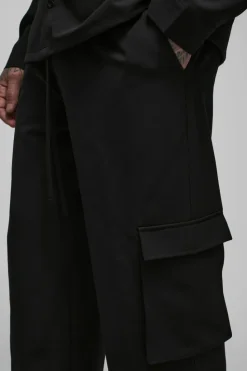 Outlet boohooMAN Tall Stretch Woven Relaxed Fit Cargo Trousers black