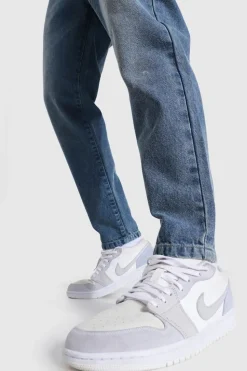 New boohooMAN Tapered Fit Rigid Jeans vintage blue