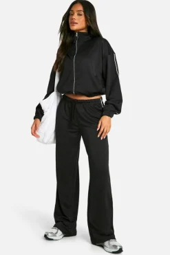 Store boohoo Tricot Piping Detail Zip Through Track Jacket black