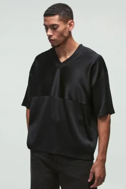 Outlet boohooMAN V-Neck Pleated Jersey T-shirt black