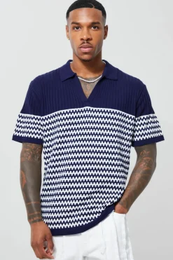 Hot boohooMAN V Neck Striped Knitted Polo navy