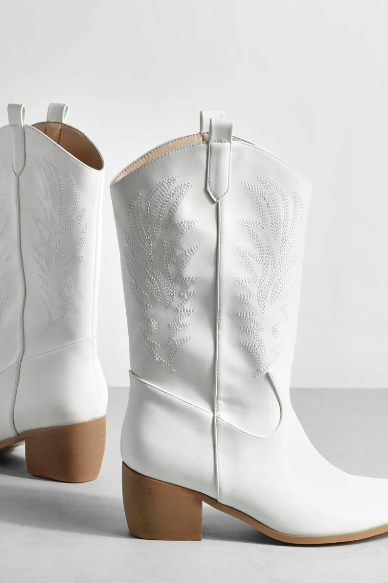 New boohoo Wide Fit Tab Detail Ankle Cowboy Western Boots white