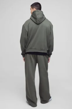 Store boohooMAN Wide Leg Worldwide Print Jogger khaki